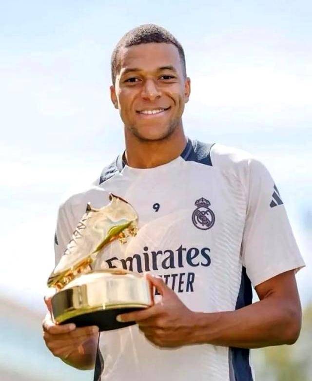 在线博彩股2025年估值修复