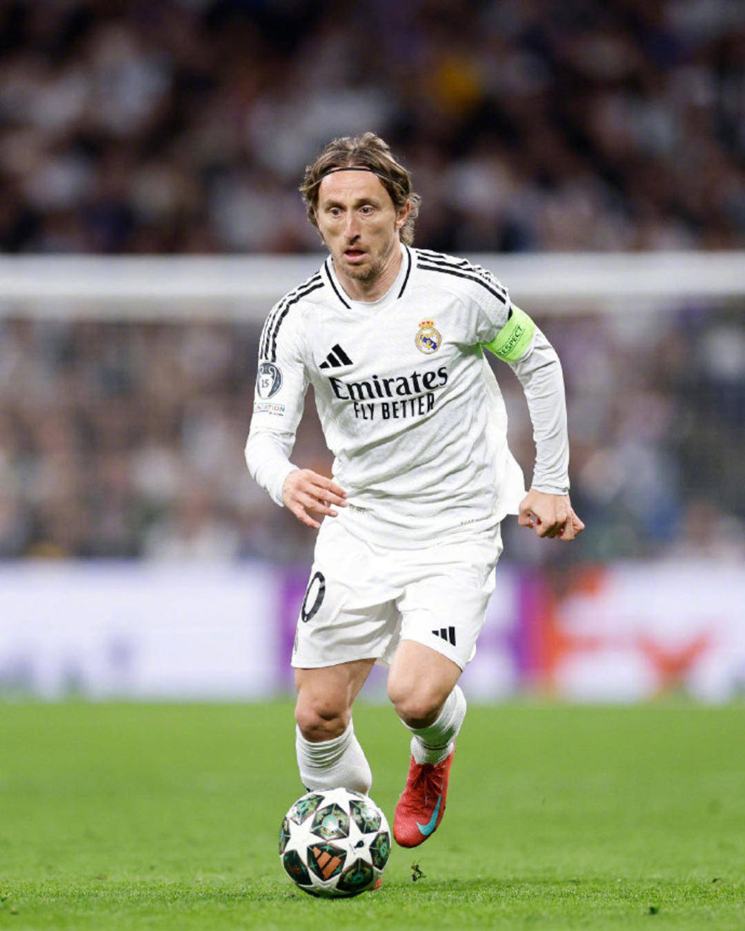 德天空：帕利尼亚已抵达伦敦，他希望本周代表热刺出战拜仁